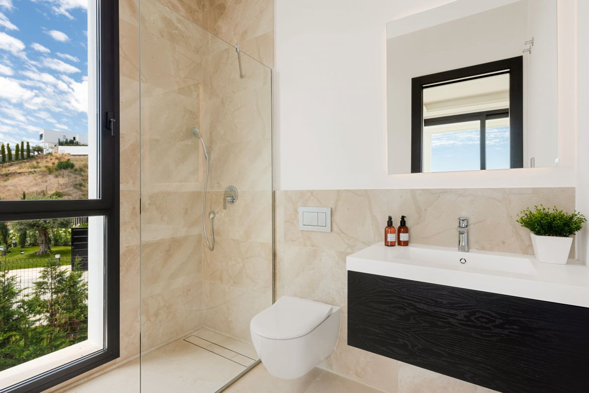 Villa à La Alqueria-El Paraíso, Malaga, Espagne 5 chambres, 862 m2 No. 53380