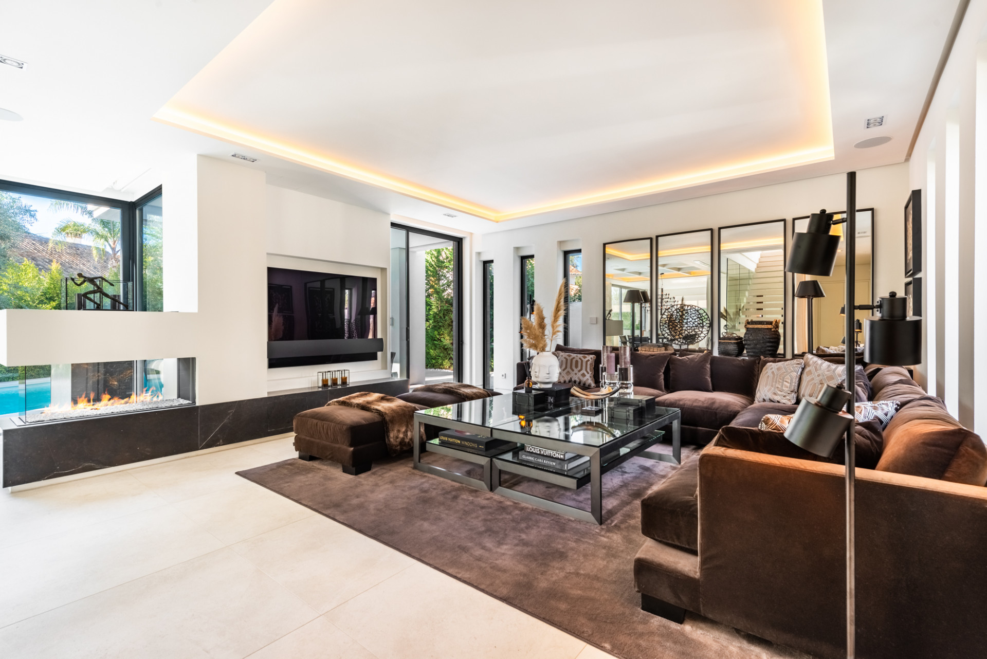 Villa i Marbella Golden Mile, Malaga, Spanien 5 sovrum, 393 kvm. Nr. 53570