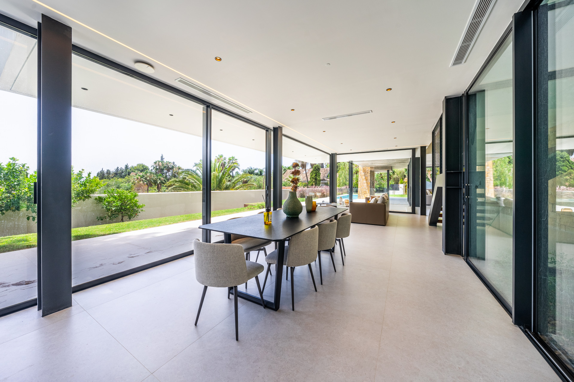 Villa i Manchones Nagueles, Malaga, Spanien 5 sovrum, 672 kvm. Nr. 53557