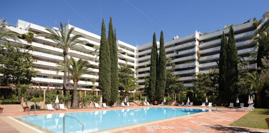 Apartment in El Puerto de Santa Maria, Cadiz, Spain 5 bedrooms, 339 sq.m. No. 53378