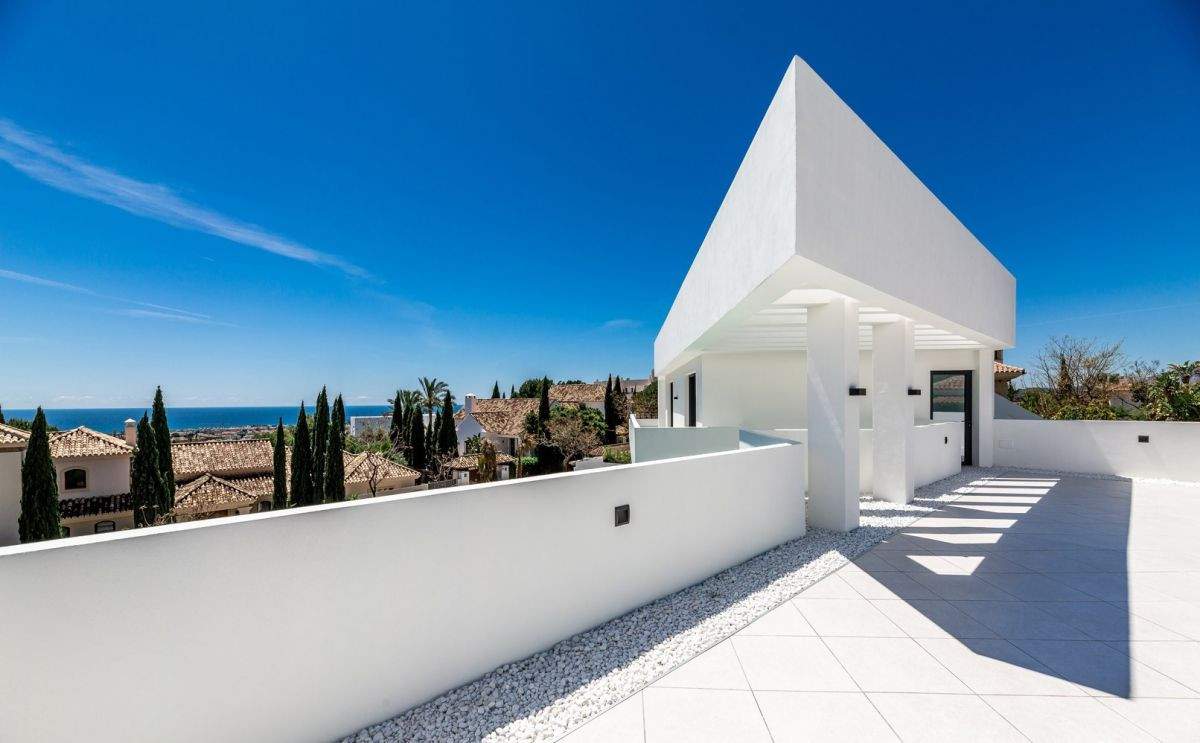 Villa i Benahavis, Malaga, Spanien 5 sovrum, 520 kvm. Nr. 53478
