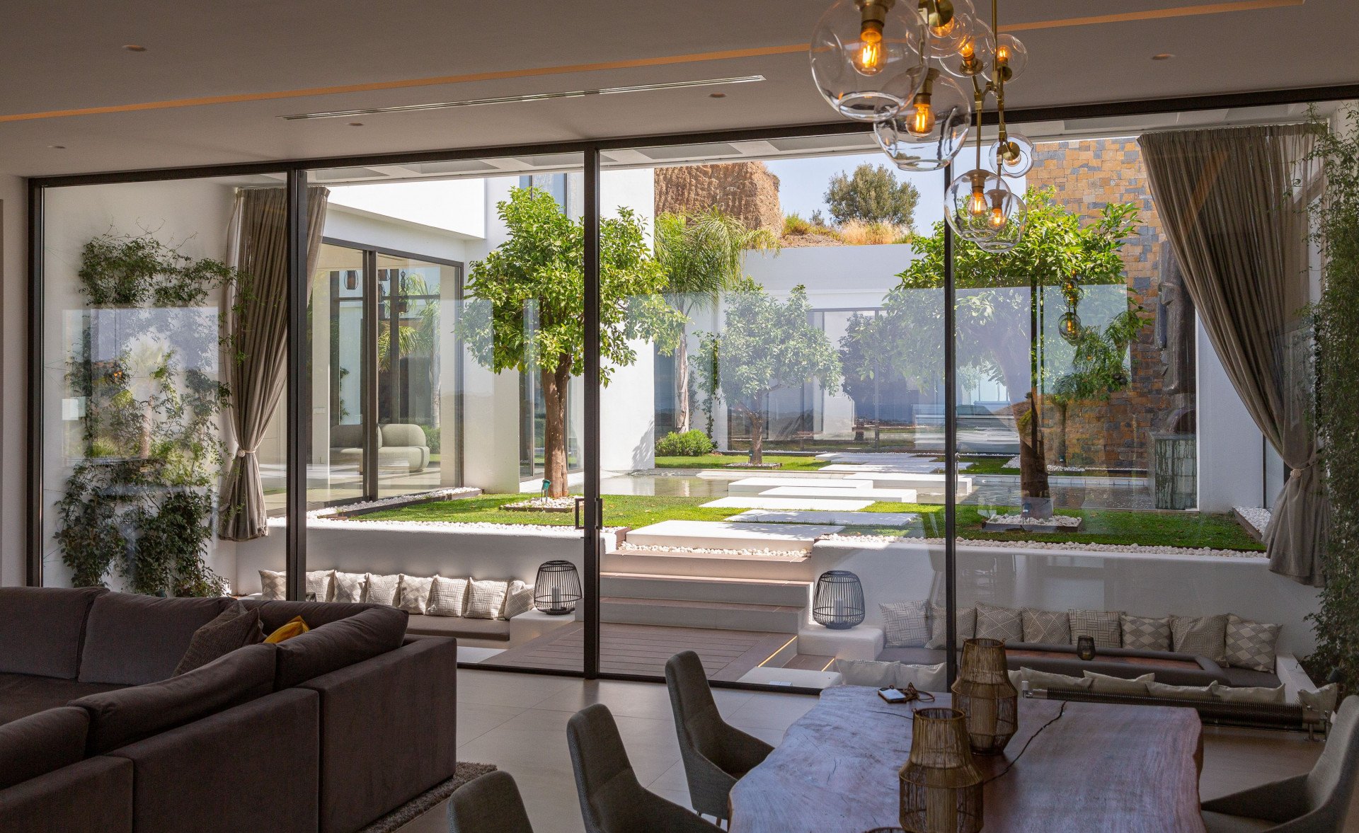 Villa en Benahavís, Málaga, España 6 dormitorios, 1370 m2 No. 53532