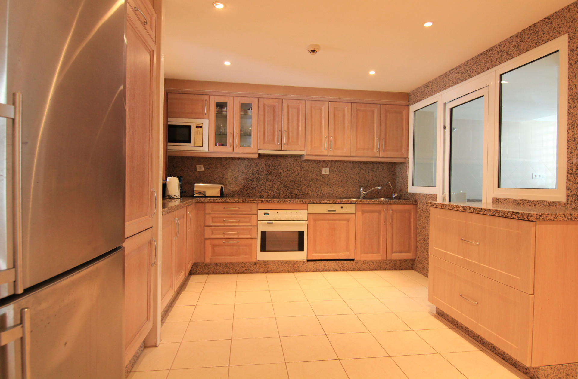 Duplex a Marbella, Malaga, Spagna 5 camere da letto, 475 mq. N° 53550