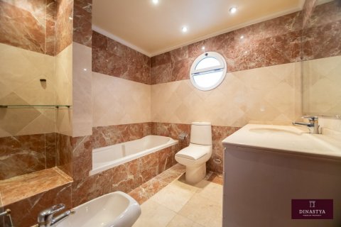 House for sale Tarragona, Spain 6 bedrooms, 280 sq.m. No. 53644 - photo 23
