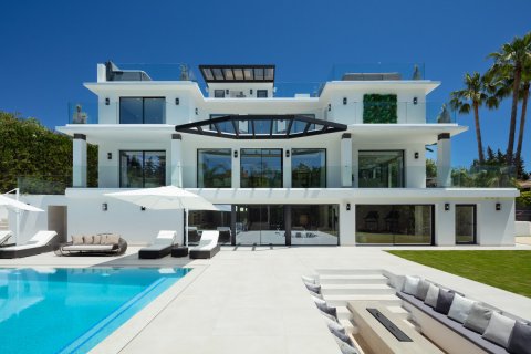 Villa for sale in Marbella Golden Mile, Malaga, Spain 5 bedrooms, 510 sq.m. No. 53503 - photo 28
