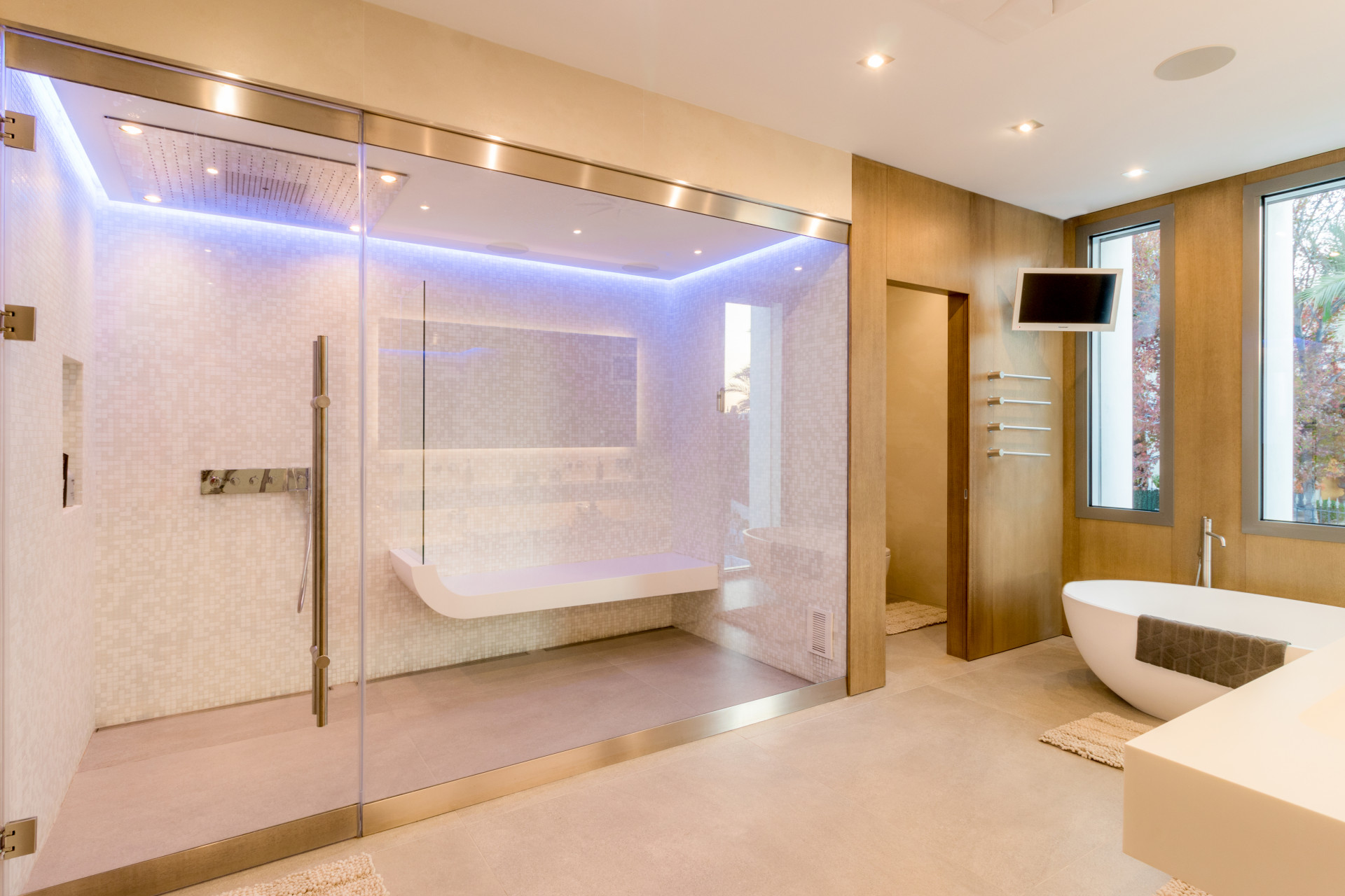 Villa in Nueva Andalucia, Malaga, Spain 11 bedrooms, 1150 sq.m. No. 53506