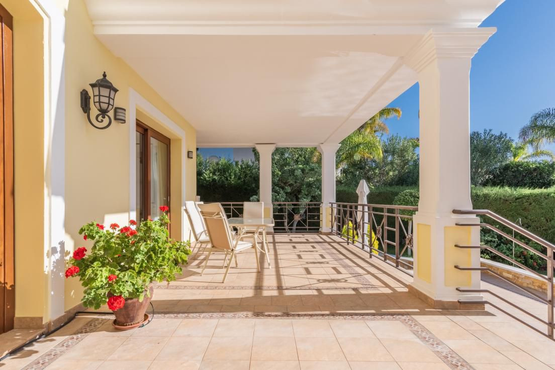 Huvila Hacienda Las Chapas, Malaga, Espanja 5 makuuhuonetta, 565 m2 No. 53464