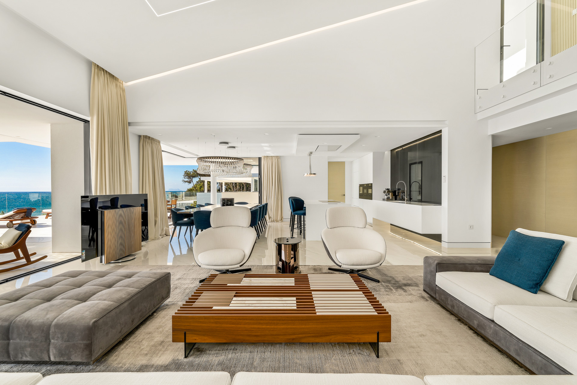 Penthäuser in Estepona, Malaga, Spanien 4 Schlafzimmer, 674 m2 Nr. 53484