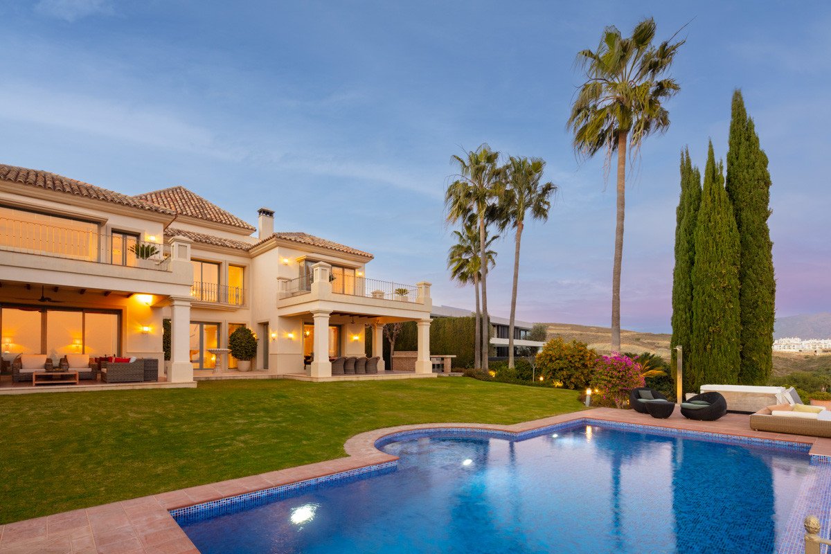 Huvila Benahavis, Malaga, Espanja 5 makuuhuonetta, 530 m2 No. 53497