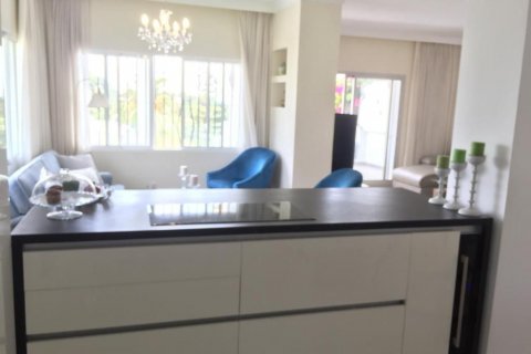 Townhouse for sale Nueva Andalucia, Malaga, Spain 4 bedrooms, 212 sq.m. No. 53471 - photo 12