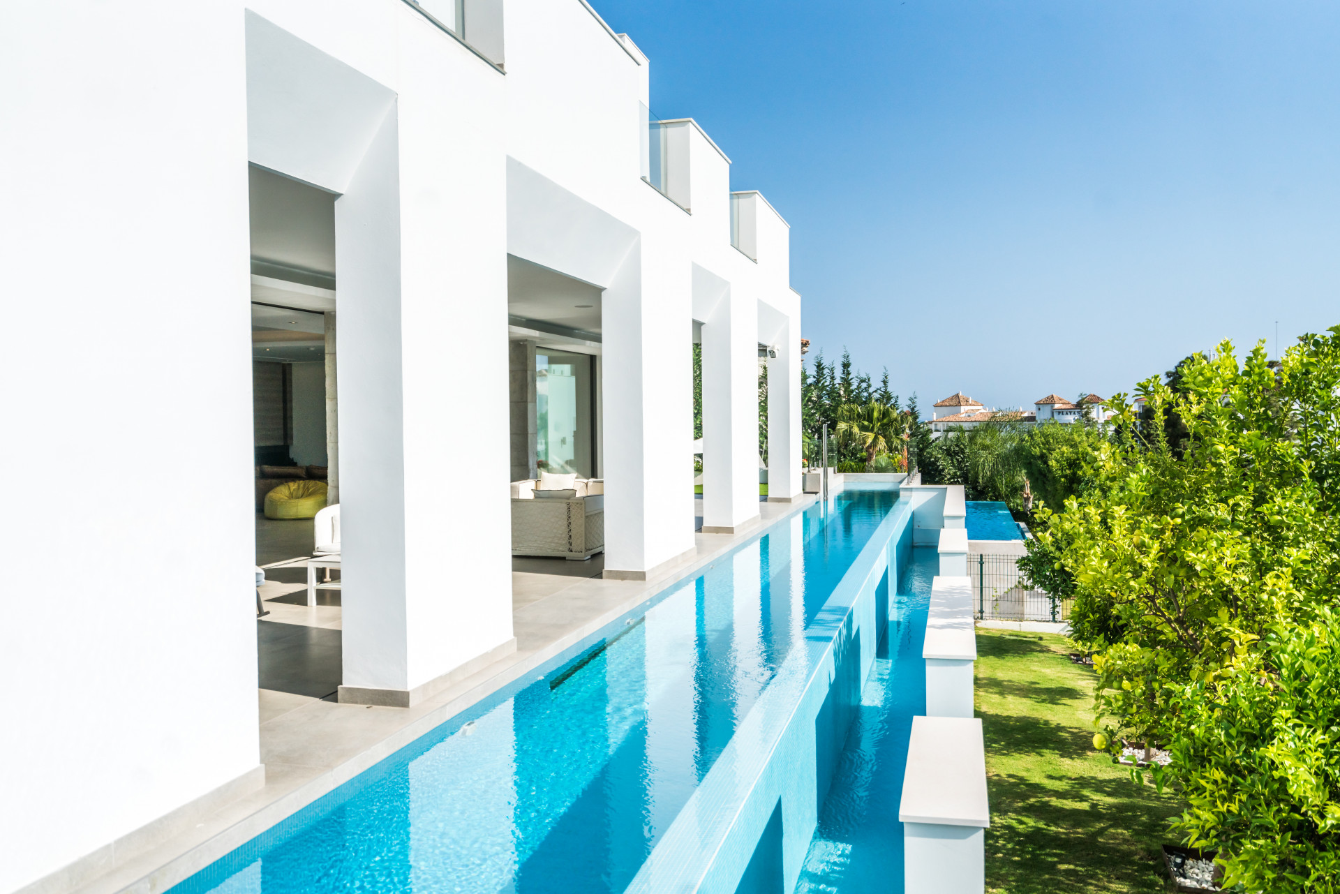 Villa in Nueva Andalucia, Malaga, Spain 11 bedrooms, 1150 sq.m. No. 53506