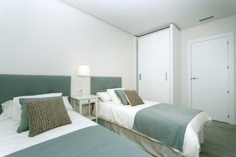 Apartment for sale in Villamartin, Alicante, Spain 3 bedrooms, 71 sq.m. No. 37924 - photo 14