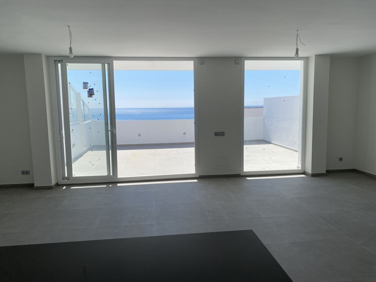 Penthouse in Estepona, Malaga, Spain 3 bedrooms, 139 sq.m. No. 53391