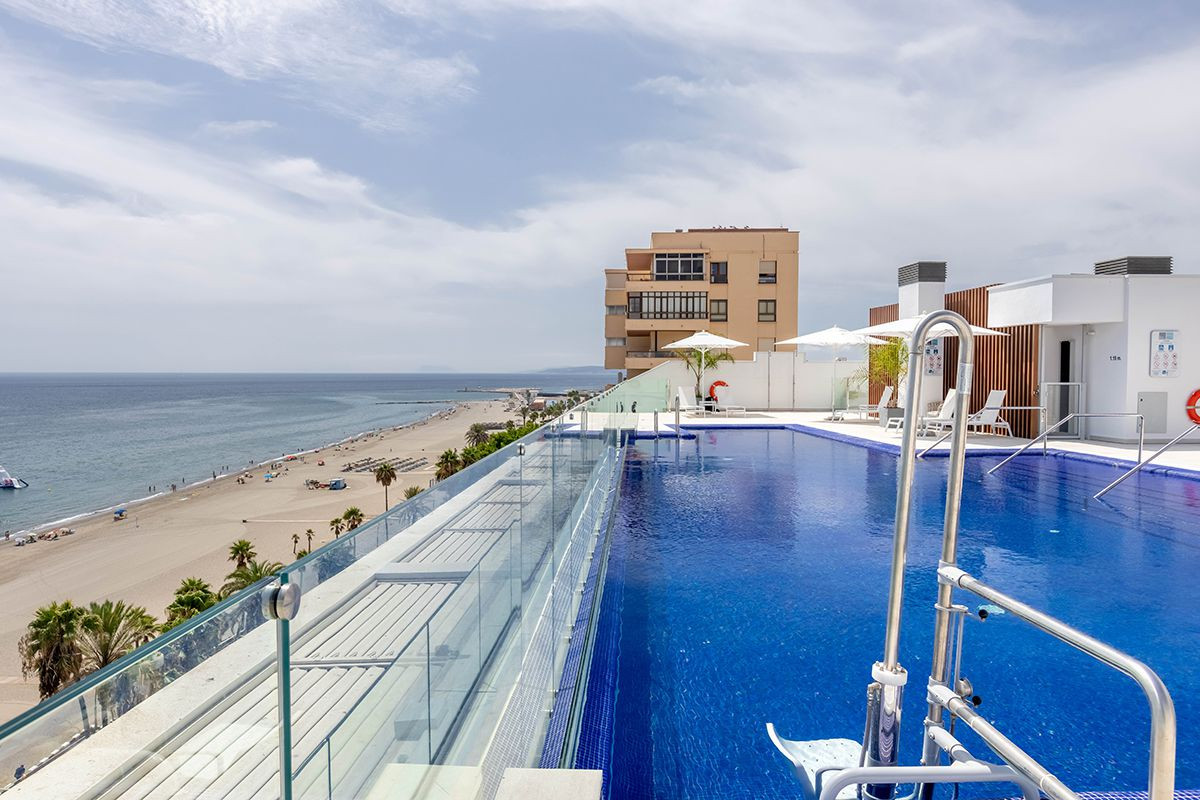 Wohnung in Estepona, Malaga, Spanien 4 Schlafzimmer, 230 m2 Nr. 53429