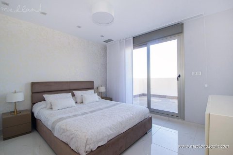 Apartment for sale in Punta Prima, Menorca, Spain 3 bedrooms, 84 sq.m. No. 52452 - photo 8