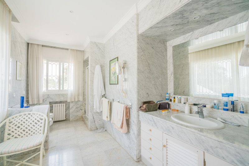 Villa i Guadalmina, Malaga, Spanien 8 sovrum, 1138 kvm. Nr. 53477