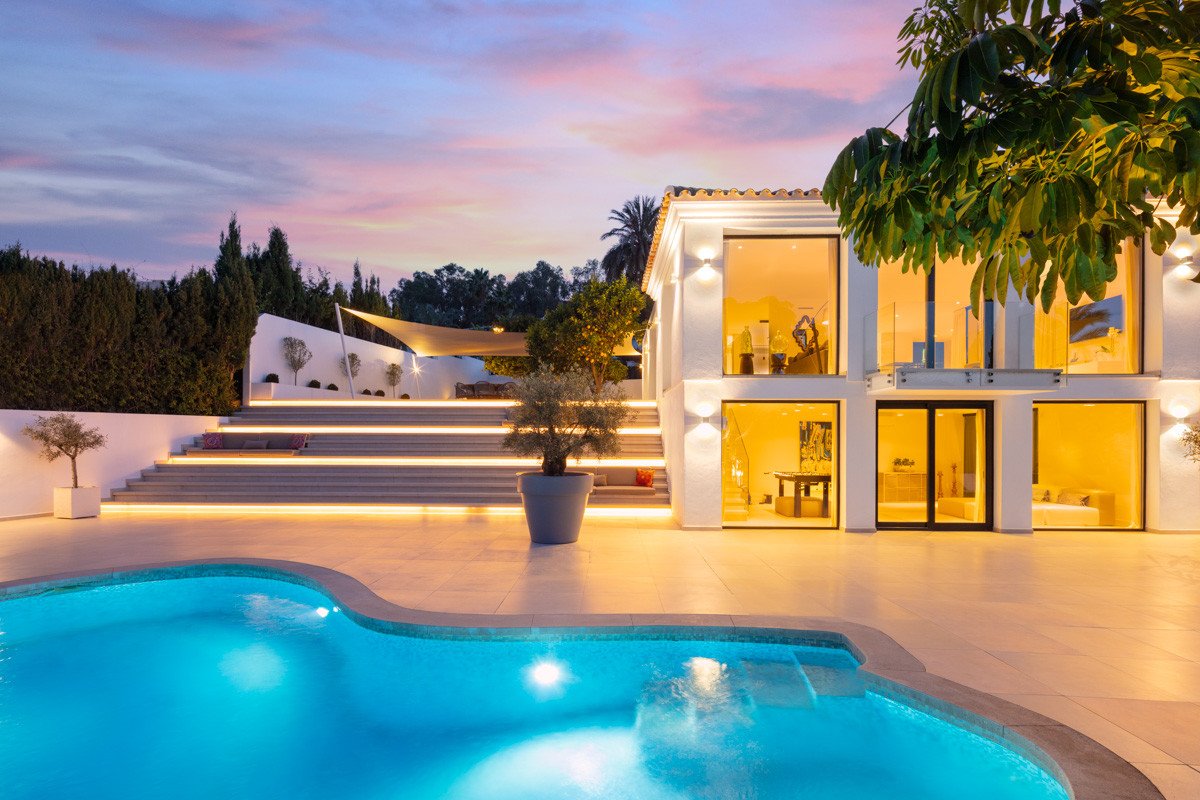 Villa Nueva Andalucia, Malaga, Spānijā 4 istabas, 350 m2 Nr. 53504