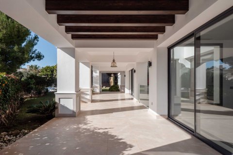 Villa for sale Marbella Golden Mile, Malaga, Spain 5 bedrooms, 714 sq.m. No. 53458 - photo 9