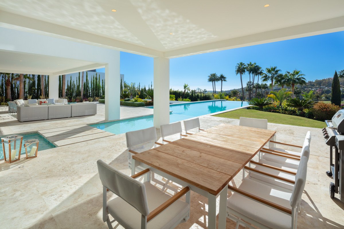 Villa i Nueva Andalucia, Malaga, Spanien 6 sovrum, 921 kvm. Nr. 53555