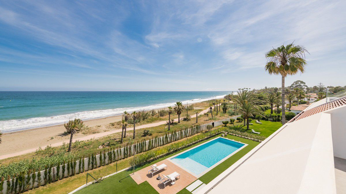 Villa Estepona, Malaga, Spānijā 5 istabas, 454 m2 Nr. 53410