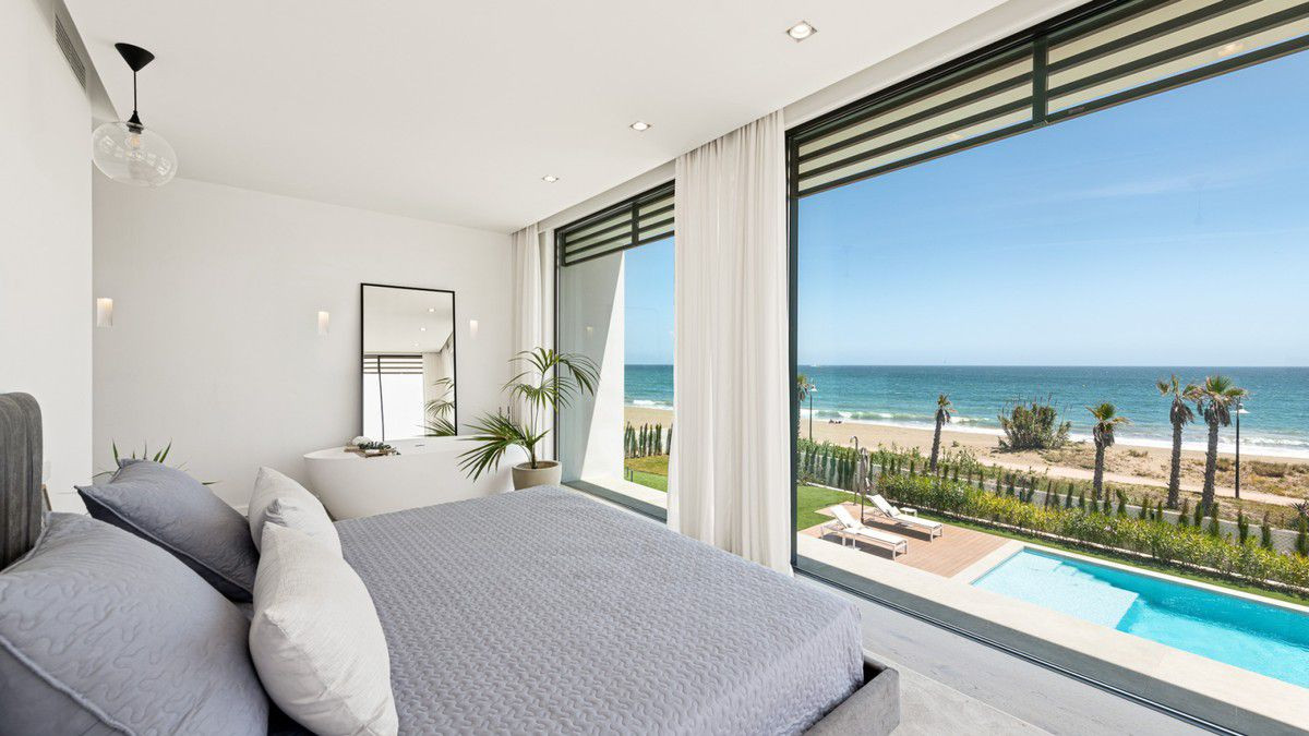 Villa Estepona, Malaga, Spānijā 5 istabas, 454 m2 Nr. 53410