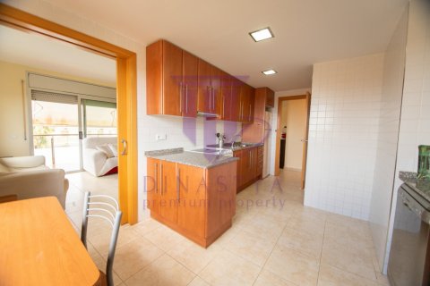 Apartment for sale in Cambrils, Tarragona, Spain 3 bedrooms, 99 sq.m. No. 53633 - photo 8