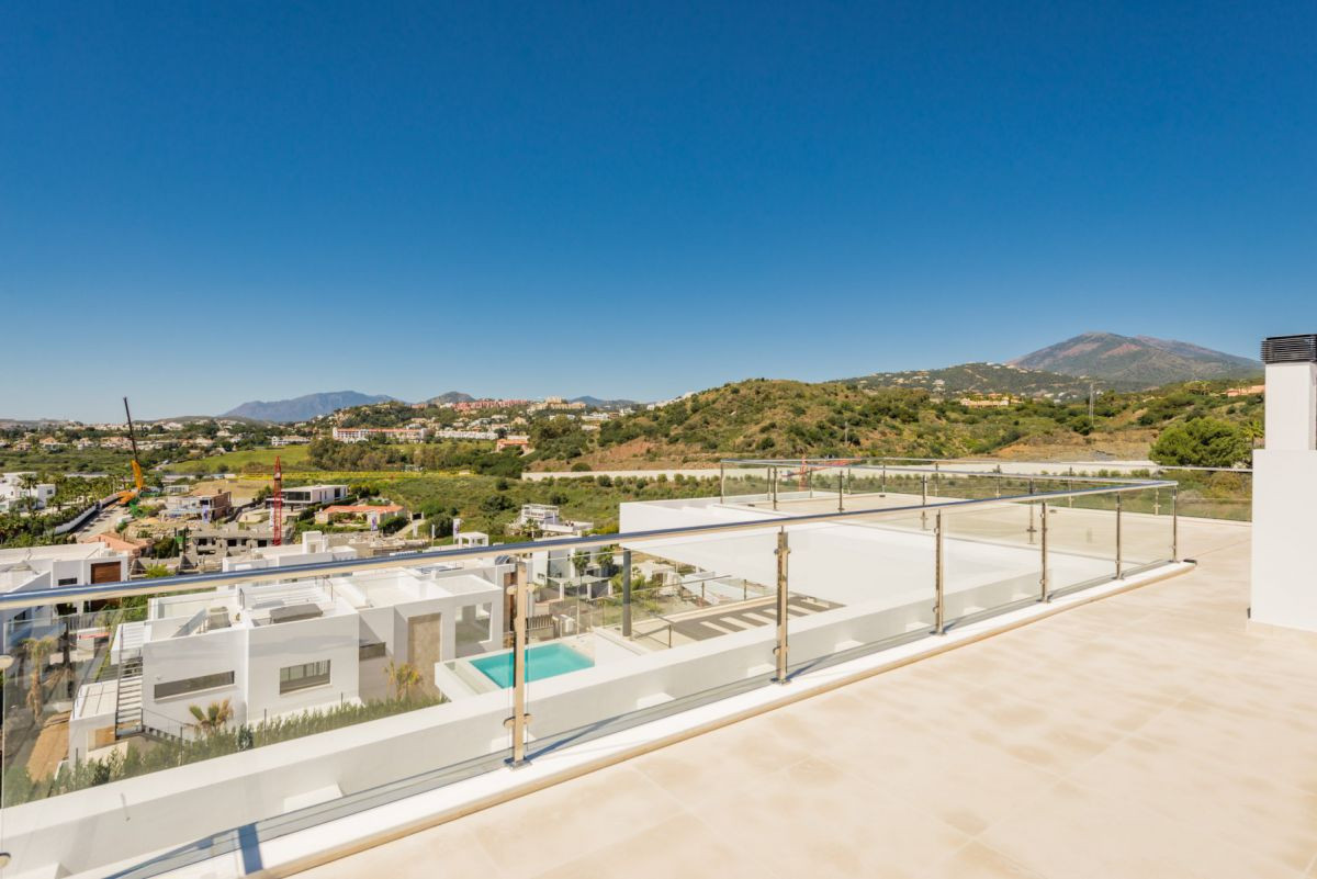 Willa w Nueva Andalucia, Malaga, Hiszpania 4 sypialnie, 749 mkw. nr 53398