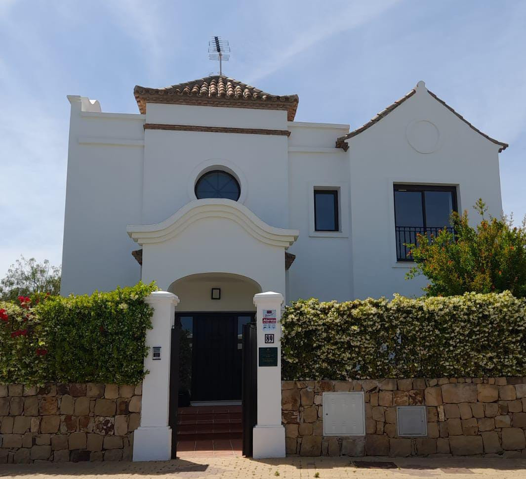 Villa in Arroyo Vaquero, Malaga, Spain 3 bedrooms, 336 sq.m. No. 53561