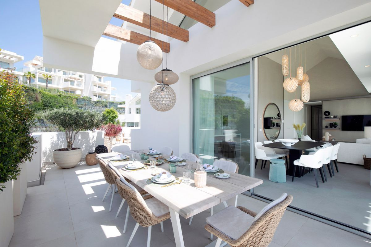 Kattohuoneisto Benahavis, Malaga, Espanja 4 makuuhuonetta, 376 m2 No. 53411