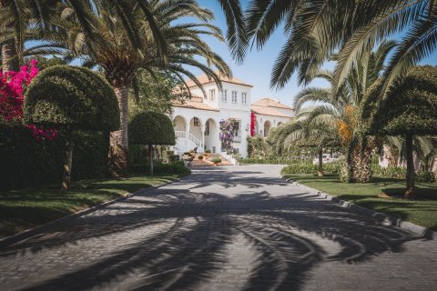 House for sale in Sotogrande, Cadiz, Spain 10 bedrooms, 2208 sq.m. No. 53516 - photo 24