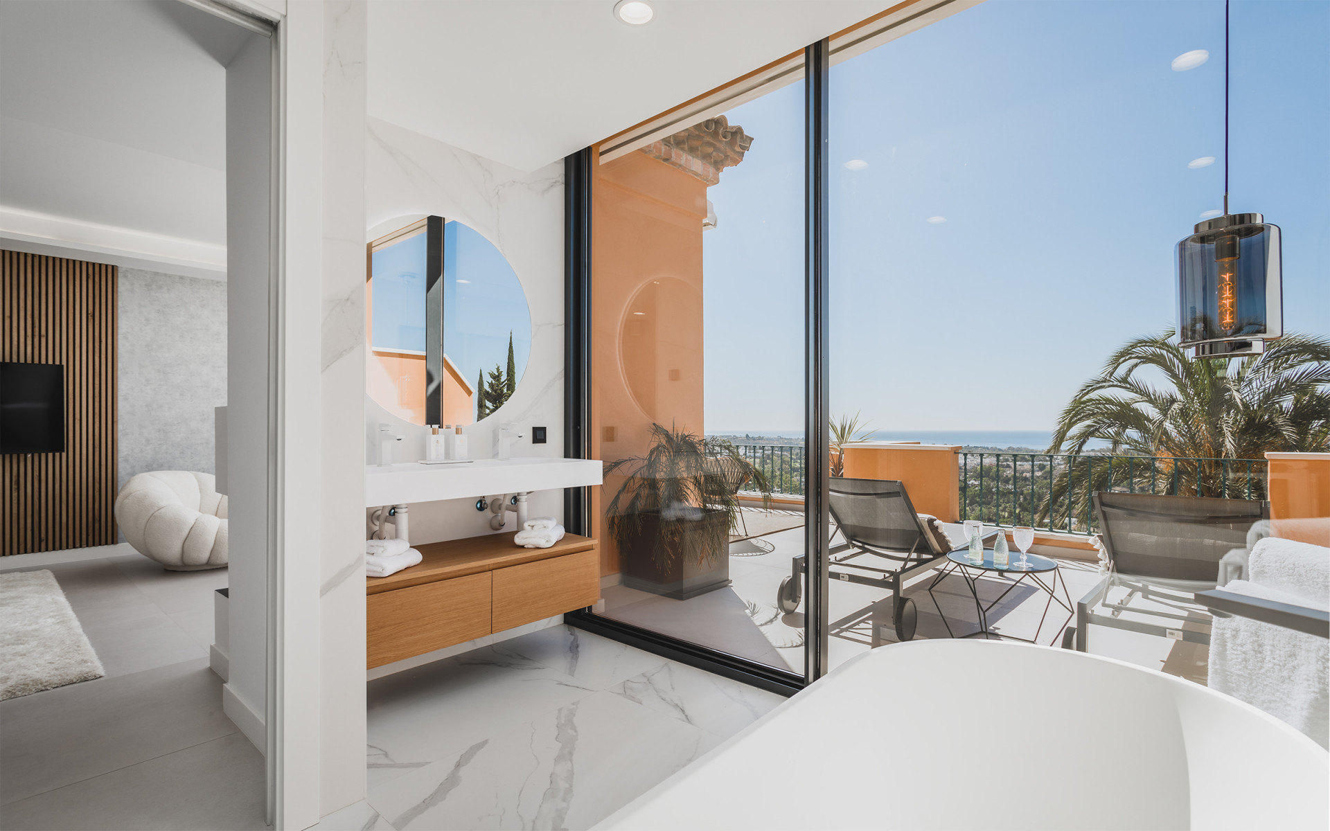 Bliźniak w Nueva Andalucia, Malaga, Hiszpania 3 sypialnie, 294 mkw. nr 53579
