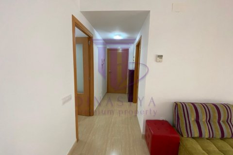 Apartment for sale in Salou, Tarragona, Spain 2 bedrooms, 90 sq.m. No. 53631 - photo 11
