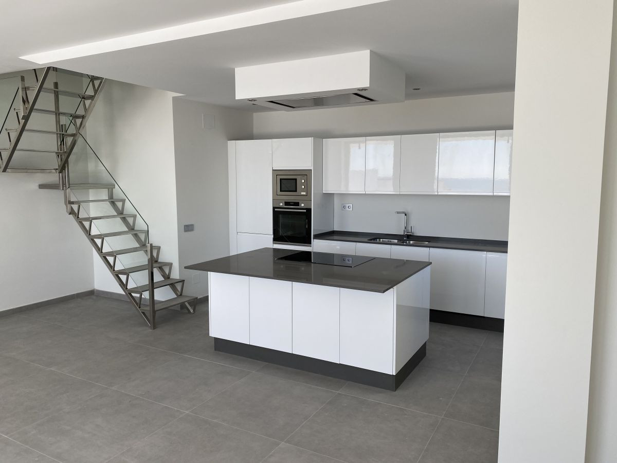 Penthouse in Estepona, Malaga, Spain 3 bedrooms, 139 sq.m. No. 53391