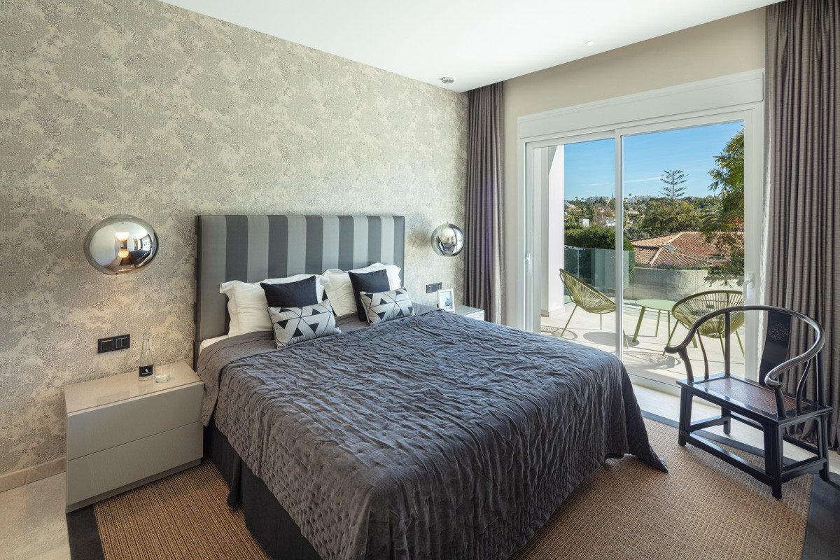 Huvila Nueva Andalucia, Malaga, Espanja 5 makuuhuonetta, 441 m2 No. 53523