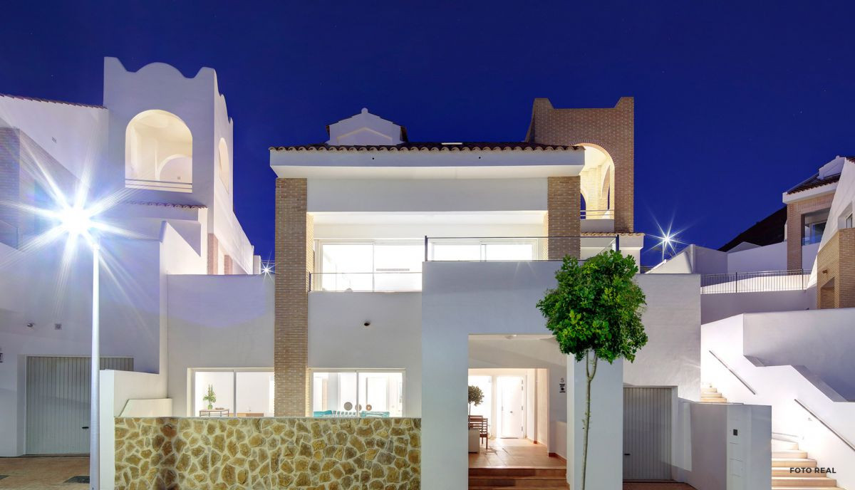 Villa à Benalmadena, Malaga, Espagne 4 chambres, 365 m2 No. 53367