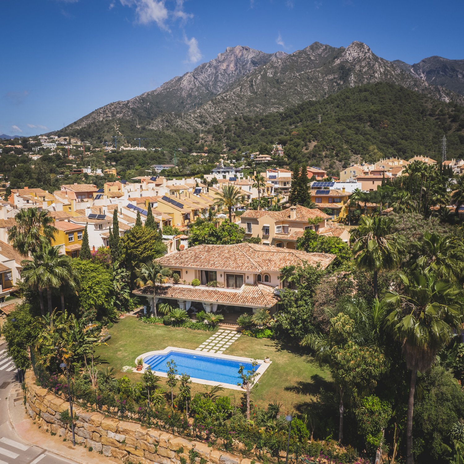 Villa Marbella, Malaga, Spānijā 4 istabas, 764 m2 Nr. 53519