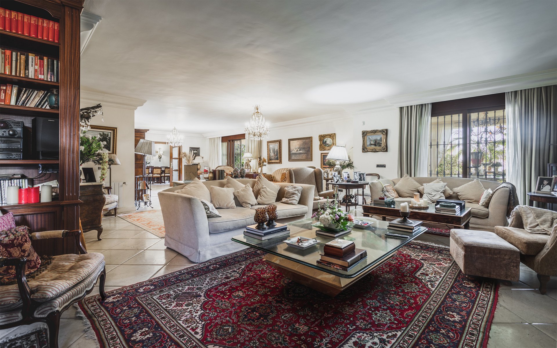 Villa Marbella, Malaga, Spānijā 4 istabas, 764 m2 Nr. 53519