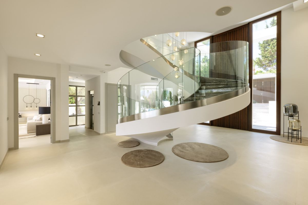 Villa i Nueva Andalucia, Malaga, Spanien 9 sovrum, 1197 kvm. Nr. 53389