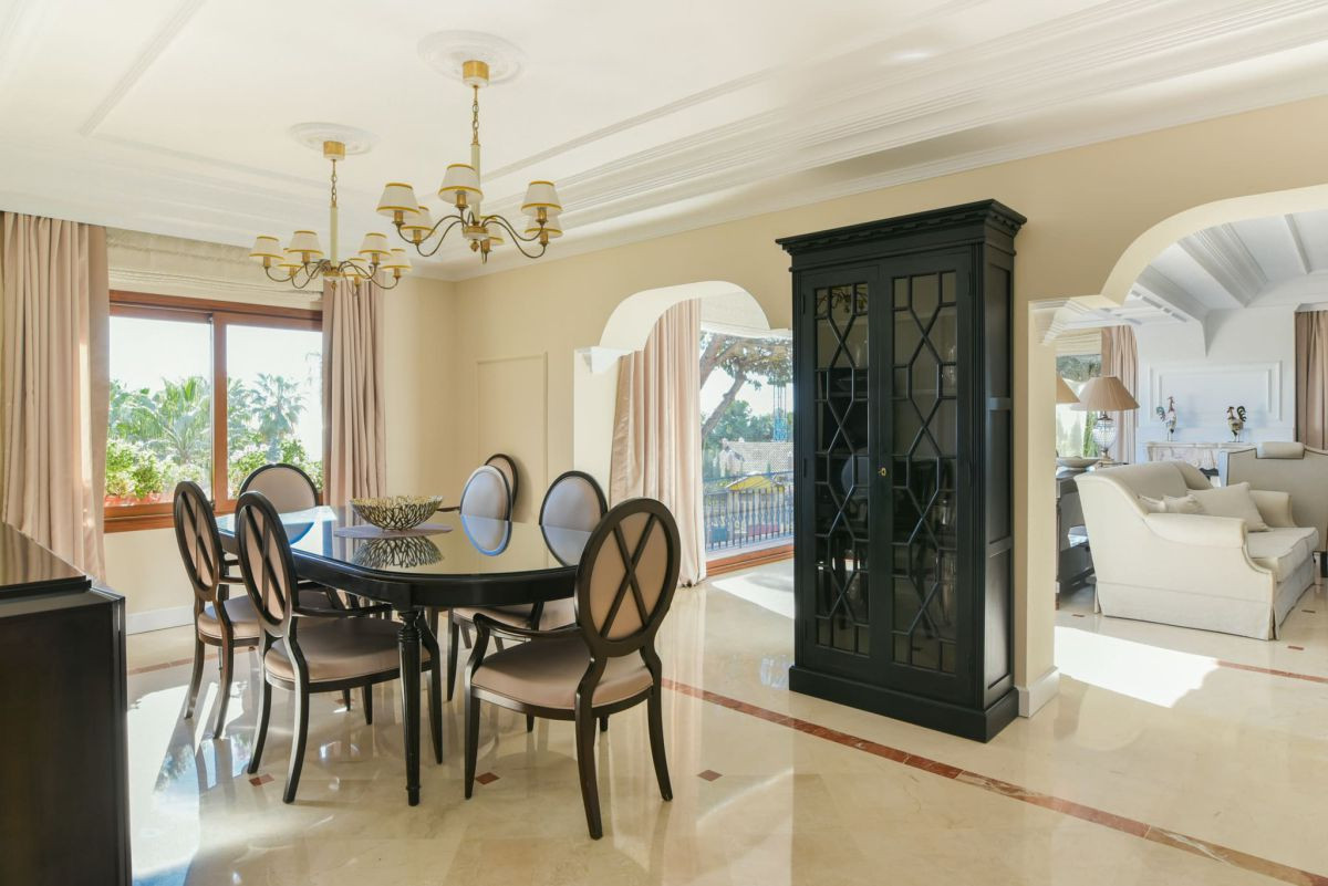 Villa in Rio Real, Malaga, Spanien 5 Schlafzimmer, 497 m2 Nr. 53457