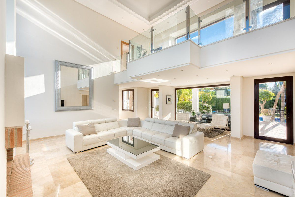 Huvila Marbella Golden Mile, Malaga, Espanja 8 makuuhuonetta, 1047 m2 No. 53449