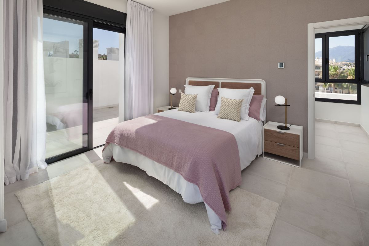 Kattohuoneisto El Paraiso, Malaga, Espanja 3 makuuhuonetta, 305 m2 No. 53435