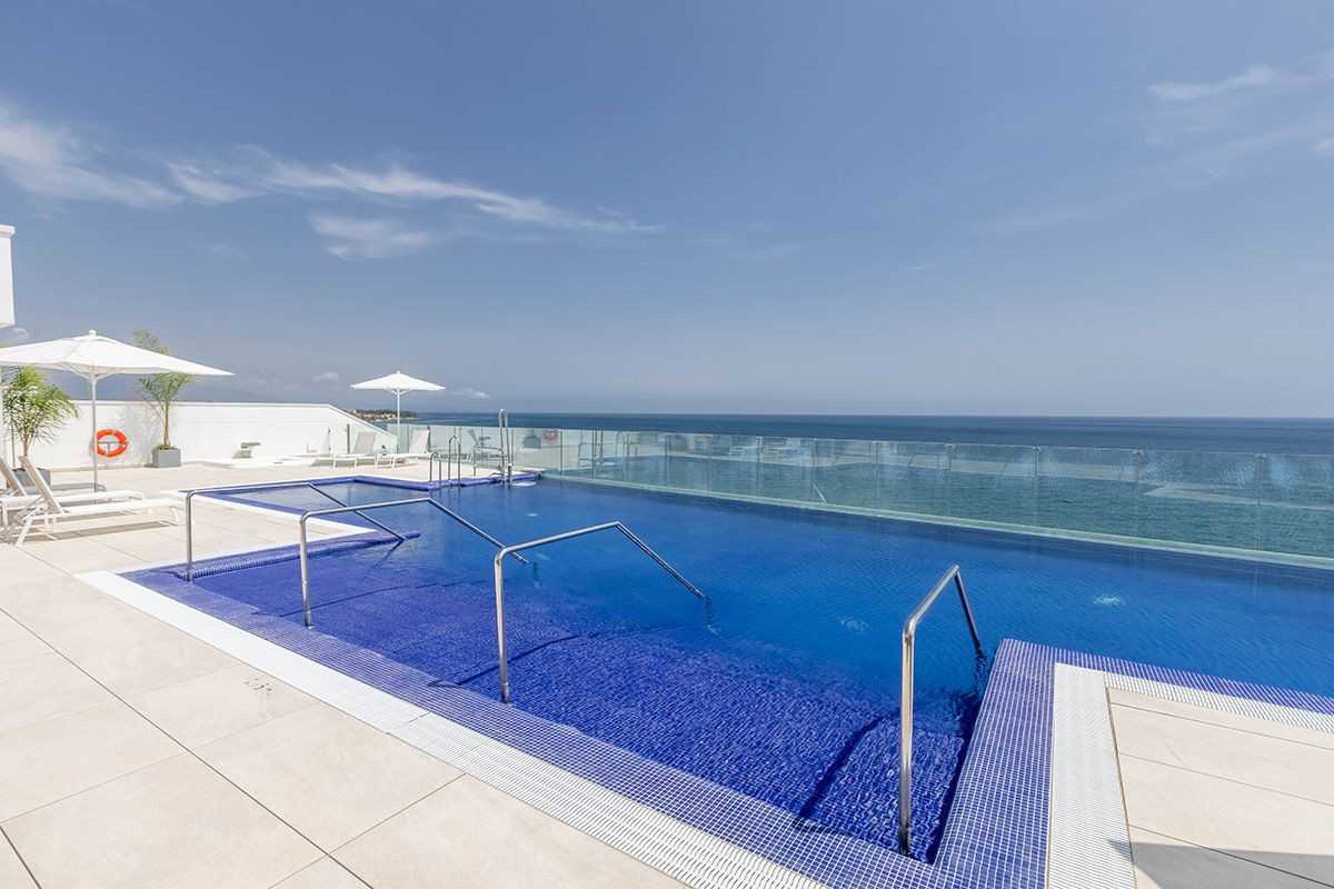 Wohnung in Estepona, Malaga, Spanien 4 Schlafzimmer, 230 m2 Nr. 53429