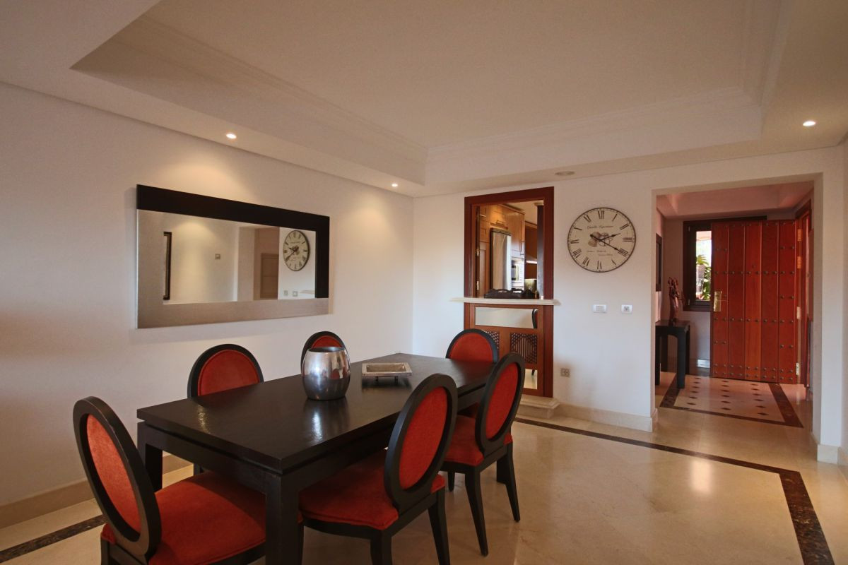 Apartament w Estepona, Malaga, Hiszpania 3 sypialnie, 183 mkw. nr 53399