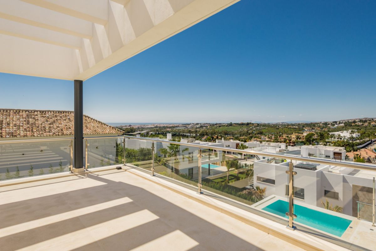 Willa w Nueva Andalucia, Malaga, Hiszpania 4 sypialnie, 749 mkw. nr 53398