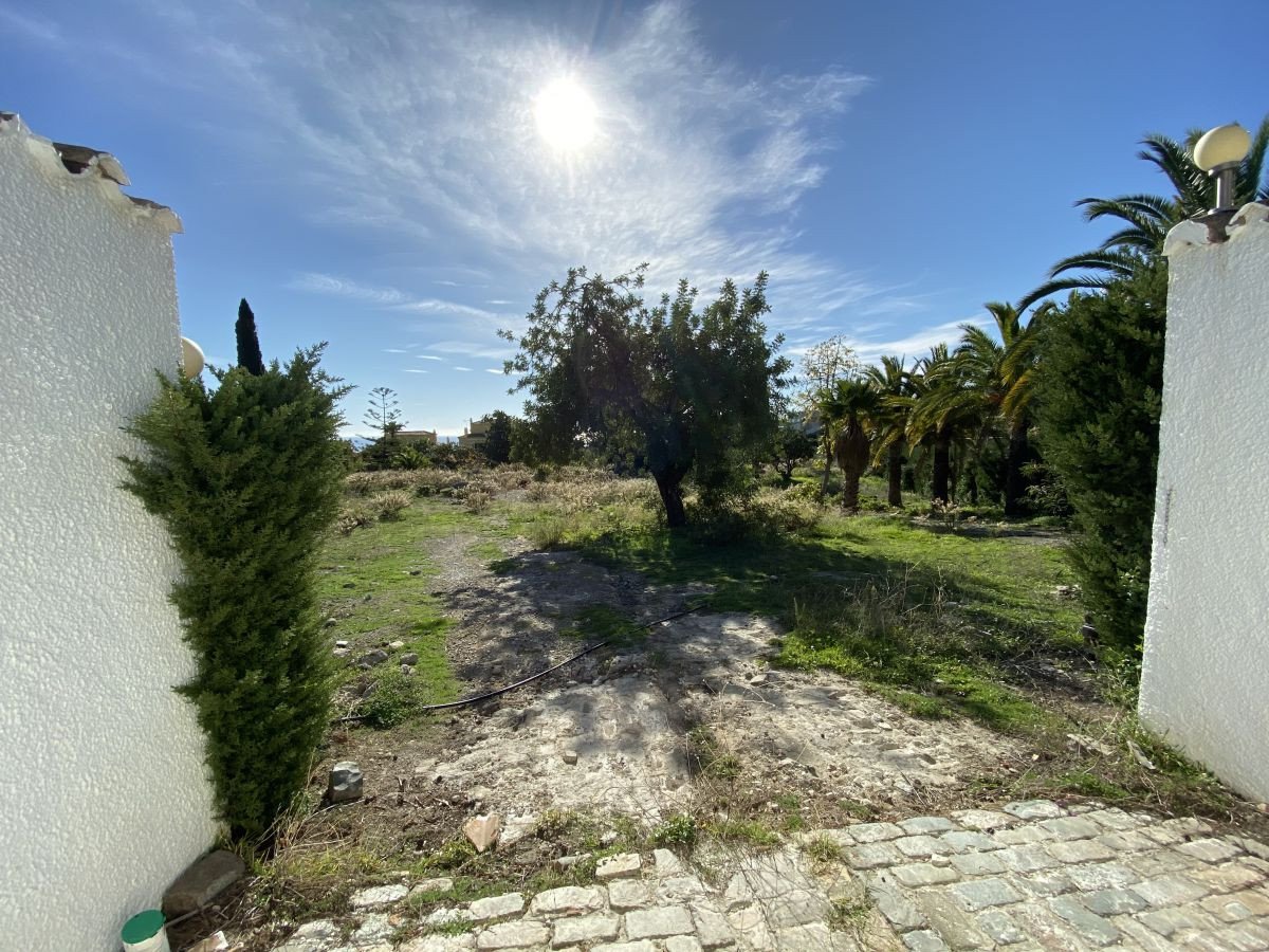Land plot à Marbella Golden Mile, Malaga, Espagne 1881 m2 No. 53463