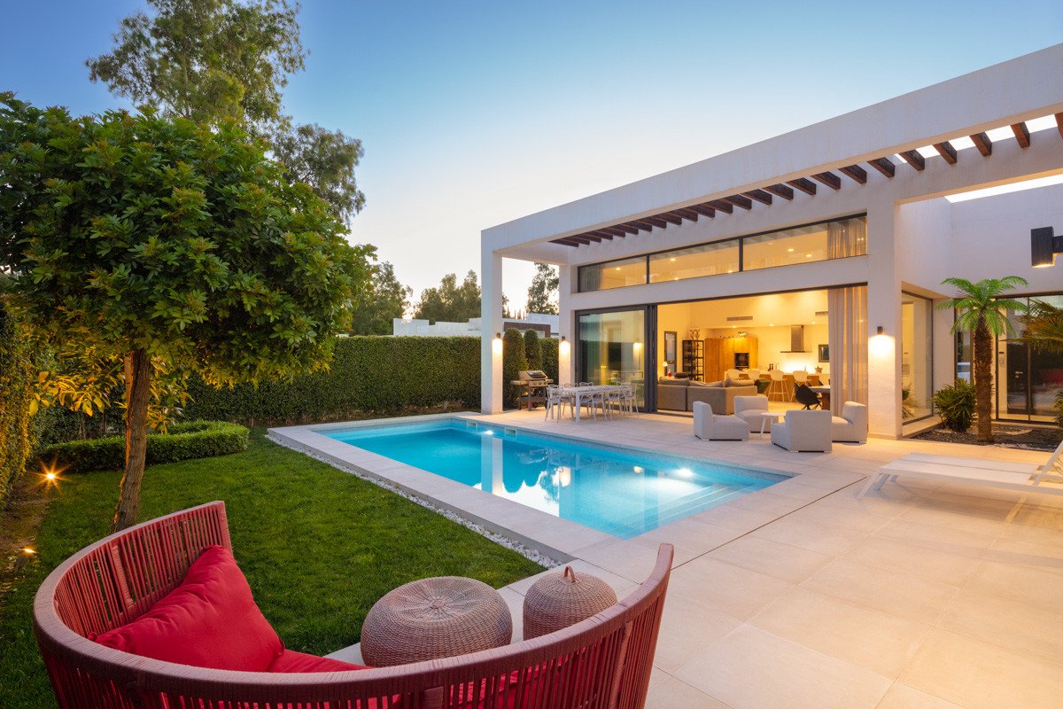 Willa w Estepona, Malaga, Hiszpania 4 sypialnie, 315 mkw. nr 53553