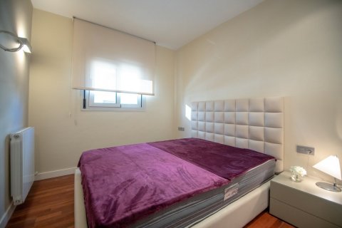 Apartment for rent in Tarragona, Spain 3 bedrooms, 85 sq.m. No. 53622 - photo 13
