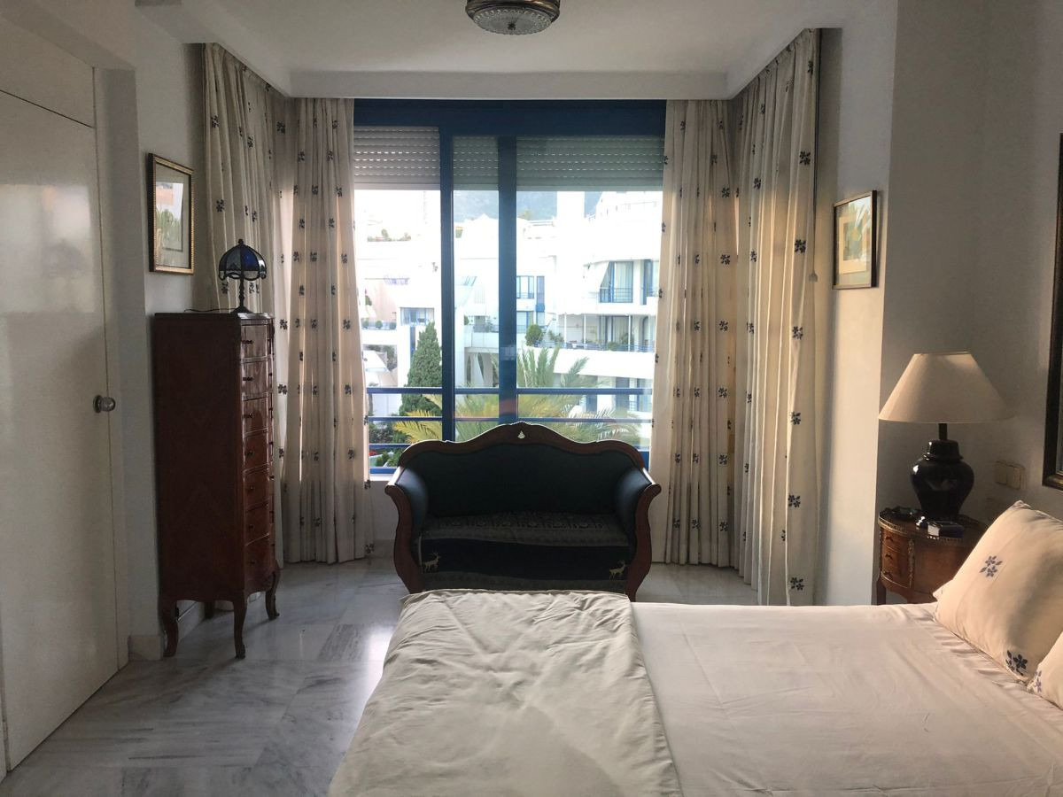 Penthouse in Marbella, Malaga, Spain 4 bedrooms, 344 sq.m. No. 53414