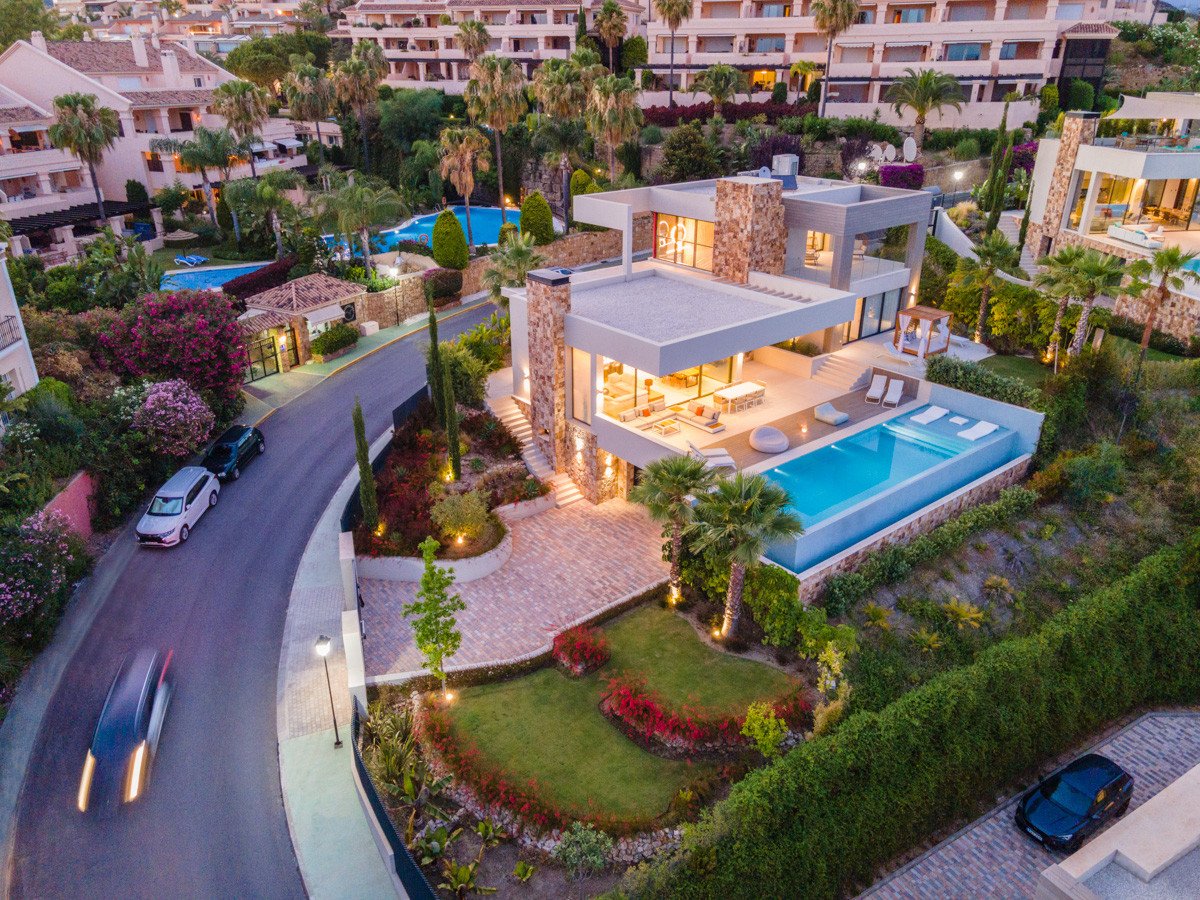 Villa in Nueva Andalucia, Malaga, Spanien 5 Schlafzimmer, 592 m2 Nr. 53558