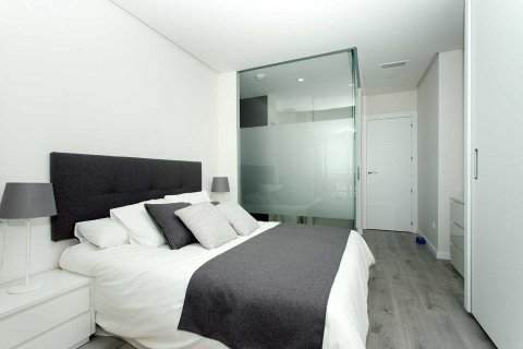 Apartment for sale in Villamartin, Alicante, Spain 3 bedrooms, 71 sq.m. No. 37924 - photo 16